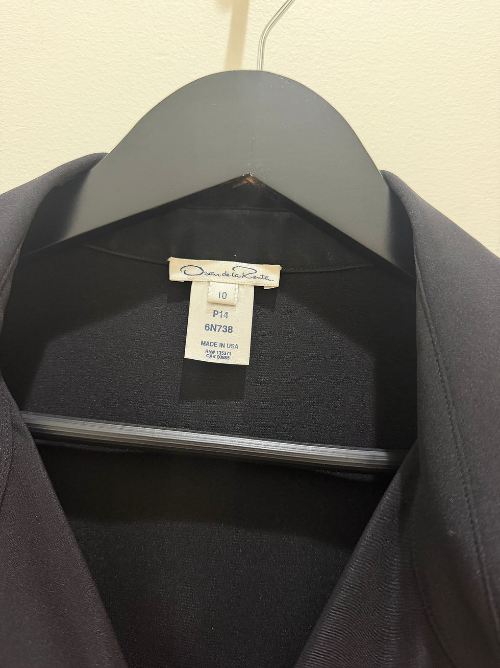 Thumbnail: Oscar de la Renta Sleeveless Tank Blouse - Sz 10