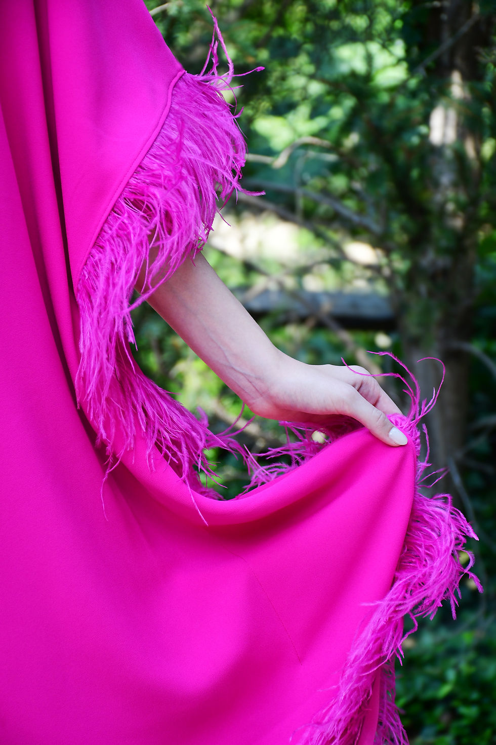 Thumbnail: Trina Turk Hot Pink Feather Fringe Kaftan – Size Large
