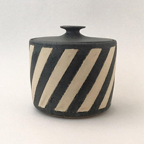 STRIPED JAR