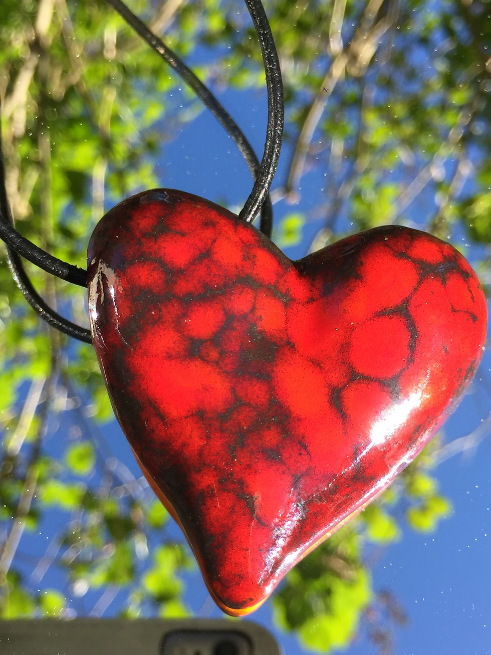 Pikkukuva: 3D Sydän-riipus, suuri, puna-musta(kupliva)/punaoranssi