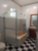 Deluxe Twin Room Bathroom