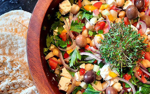 Ensalada mediterranea garbanzos.jpg