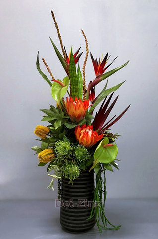 striking accent arrangement