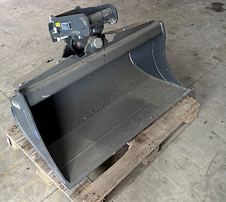 Lehnhoff_269219_Schwenk_1200 (1)_edited.