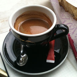 Café#9__9h45,_Country_Bar,_planète_Terre__En_duplex_avec_Alice_Le_Pautremat__Man