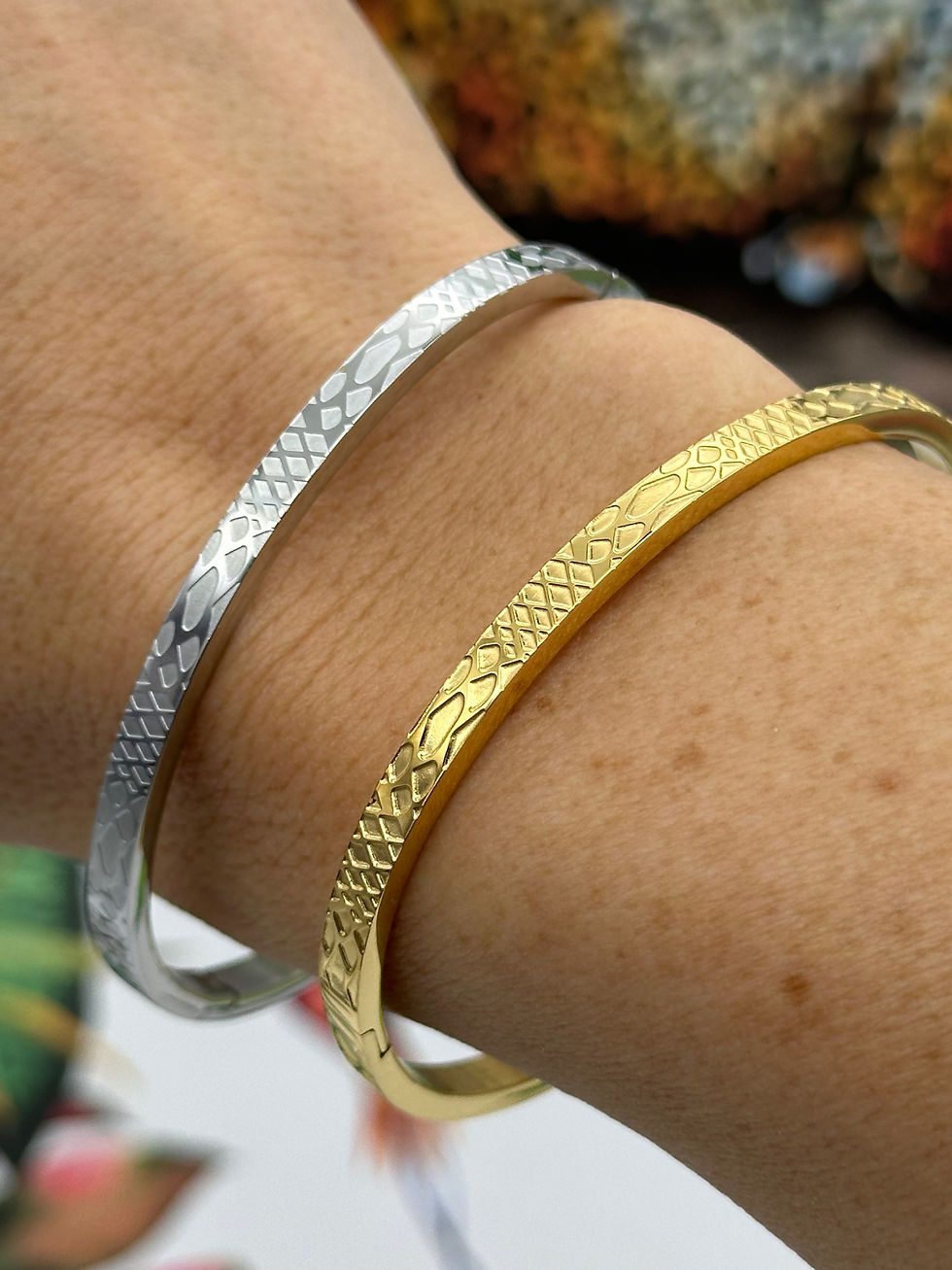 Thumbnail: silver snake bangle
