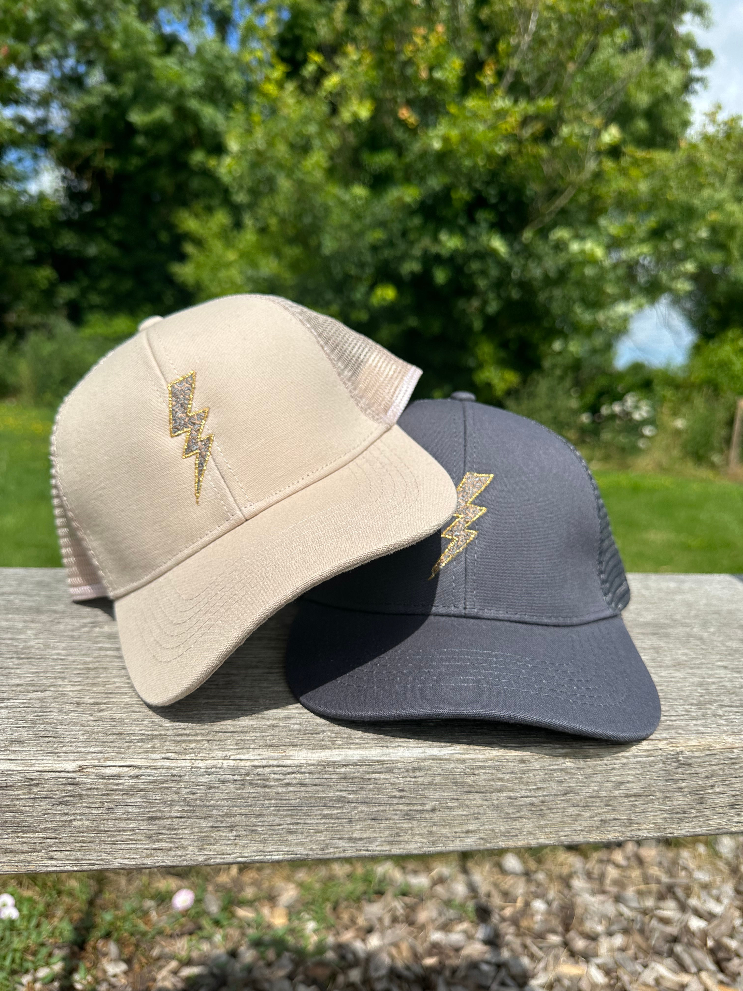 organic cotton trucker cap - graphite grey