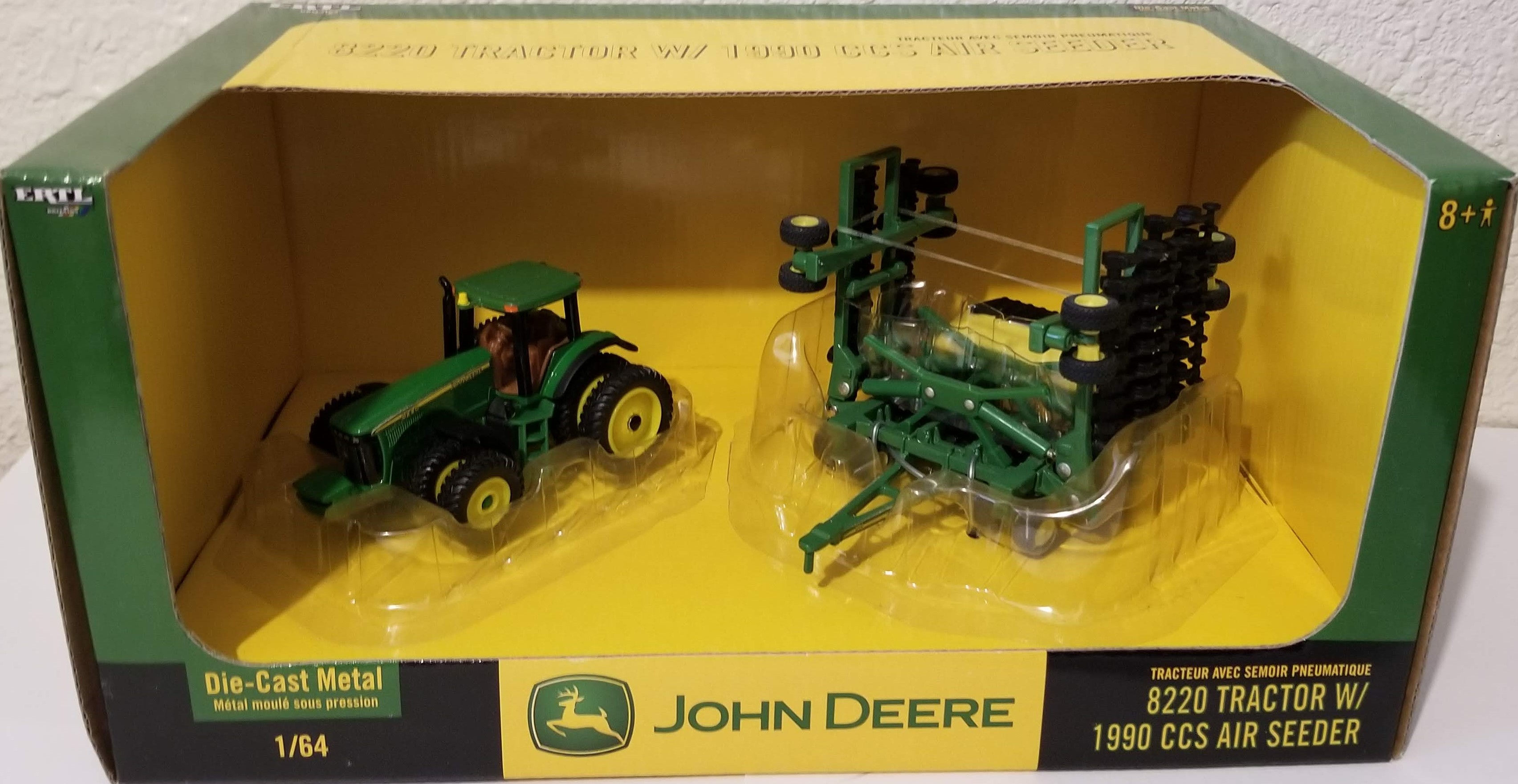 1/64 Ertl John Deere 8220 Tractor with Air Seeder