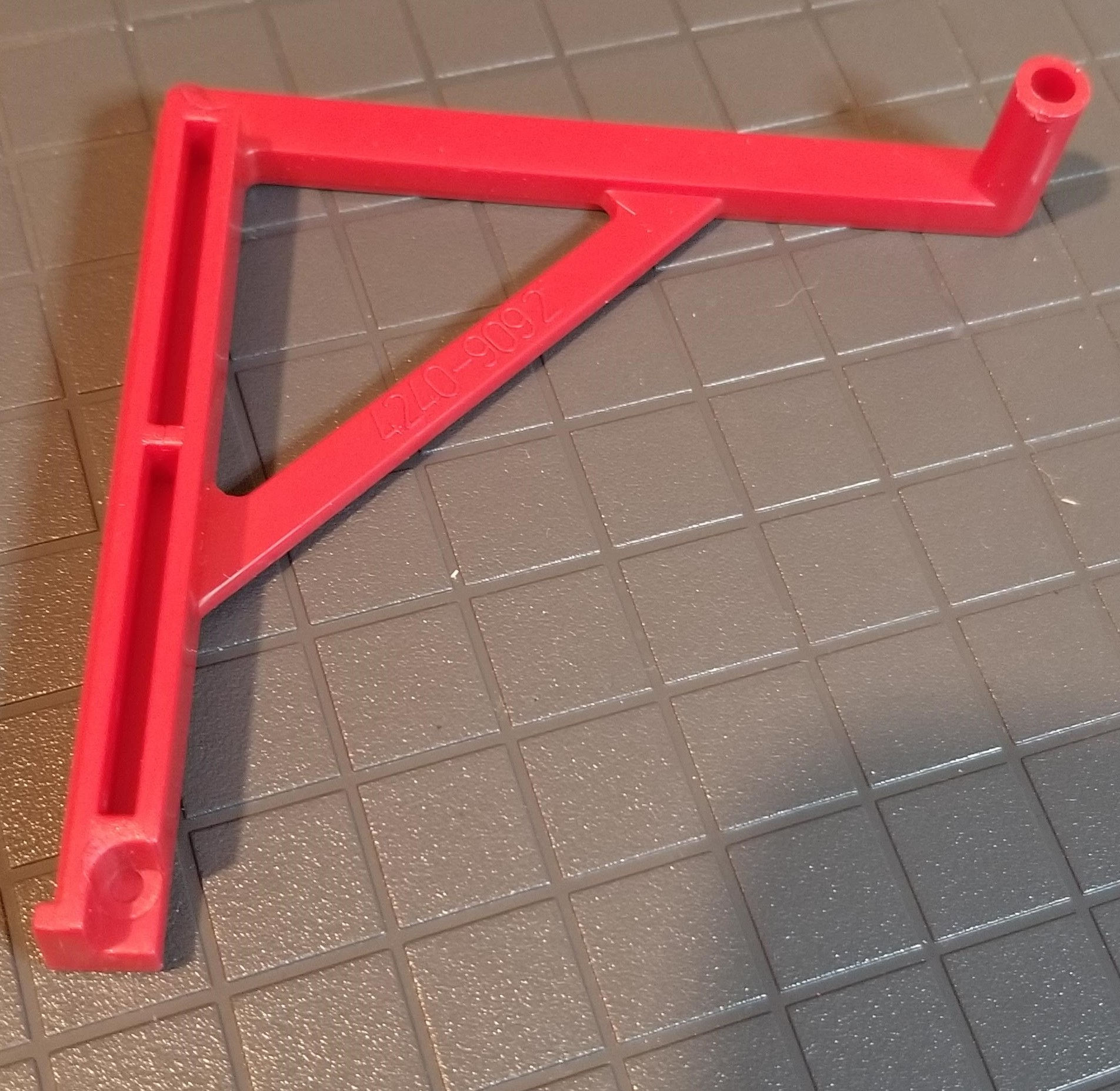 1/64 Ertl Farm Country Garage Door Hanger Right Side