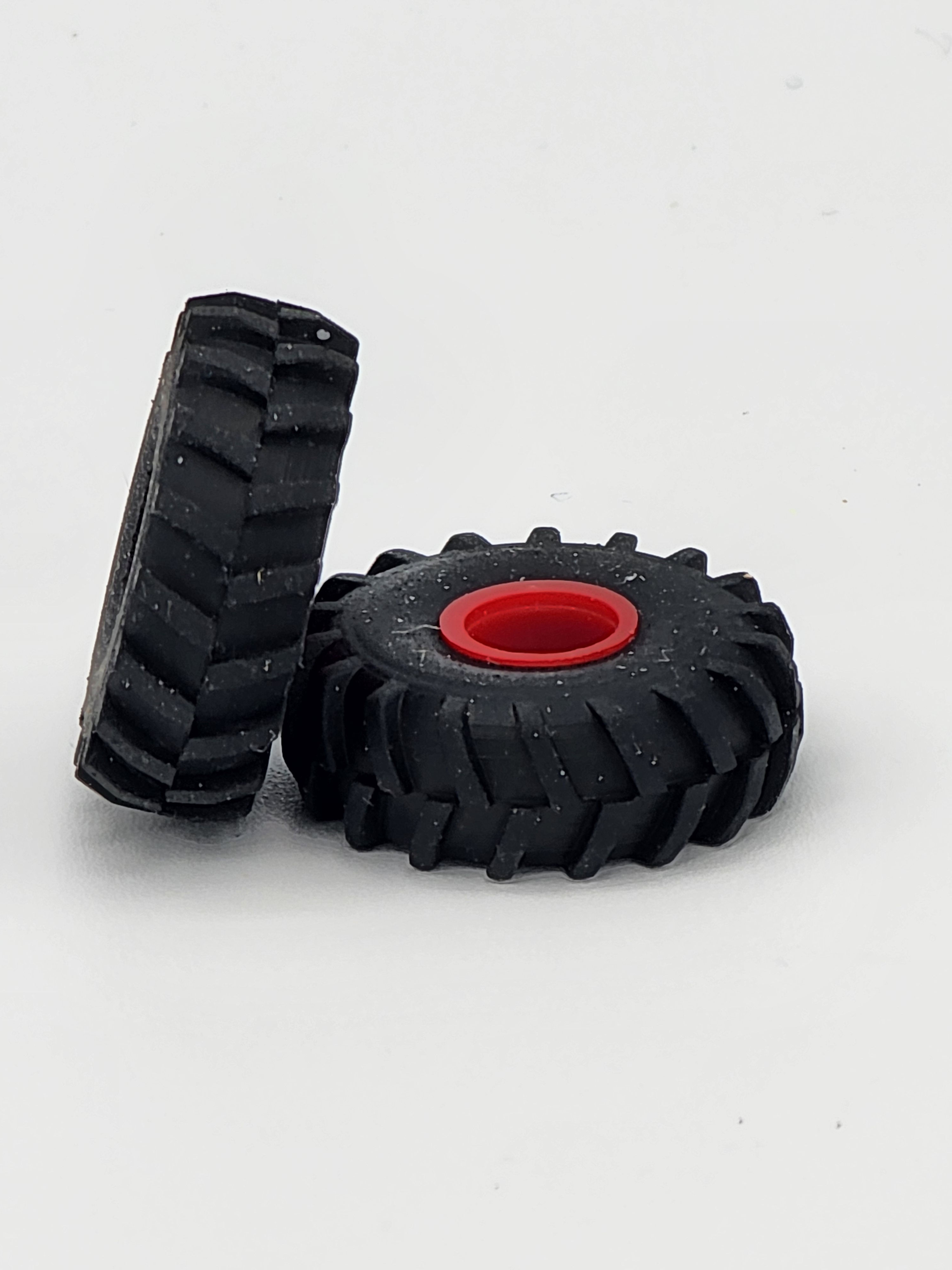 1/64 Standi Toys Pair of 16.9-28 Tires & IH Red Rims