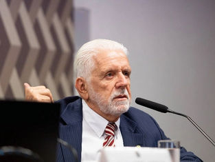 Jaques Wagner defende volta dos trabalhos no poder Legislativa