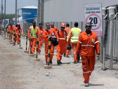 Mercado de trabalho na Bahia atinge marca histórica de 3 milhões de vínculos em 2025