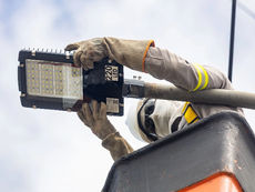 Camaçari amplia iluminação pública com instalação de mais de mil luminárias LED