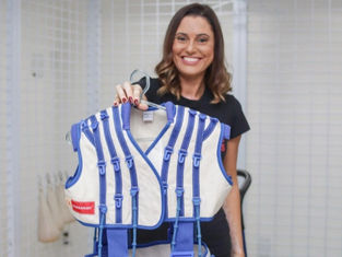 Clínica de Salvador usa traje desenvolvido para astronautas no tratamento de crianças com deficiência