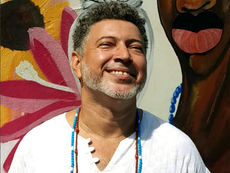 O canto ancestral de Maria Bethânia é reverenciado por Carlos Barros em novo espetáculo