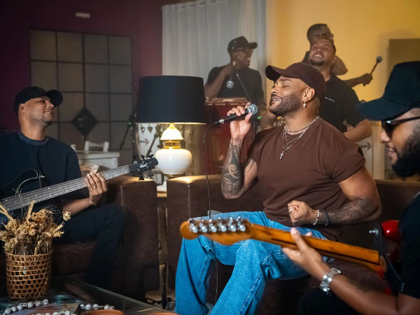 Tony Salles aponta o trabalho como uma prévia do DVD. Foto de divulgação.