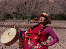 Cantora argentina Maryta de Humahuaca faz show gratuito no Instituto Cervantes
