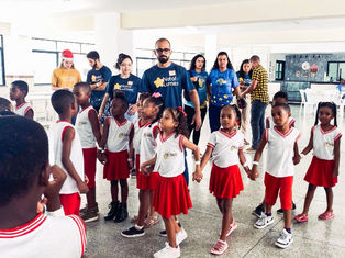 Natal Lumen beneficiará 150 crianças com brinquedo novo, cesta básica e kit de higiene pessoal