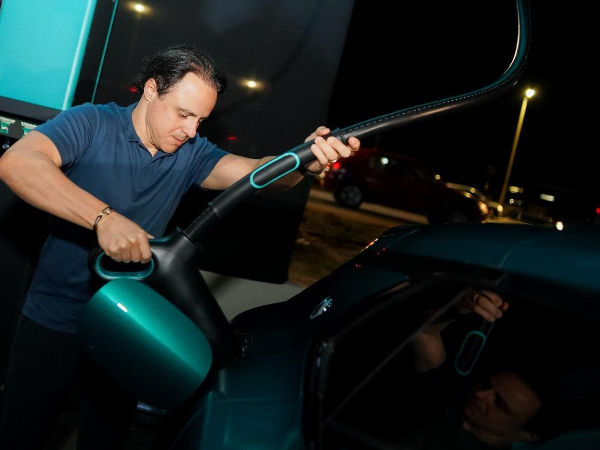 Denza inaugura carregador ultrarrápido e revoluciona tempo de recarga no Brasil