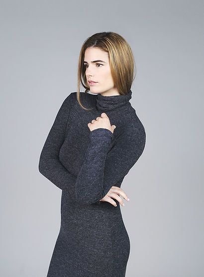 Modello in dolcevita Dress