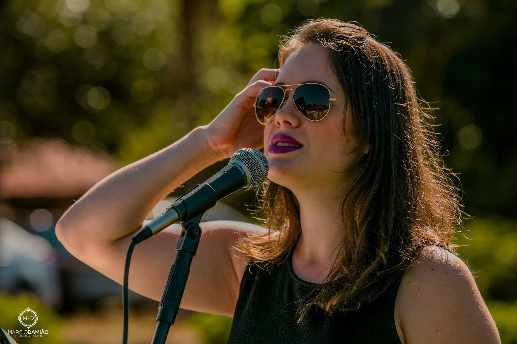 Cantora Manoela casamento