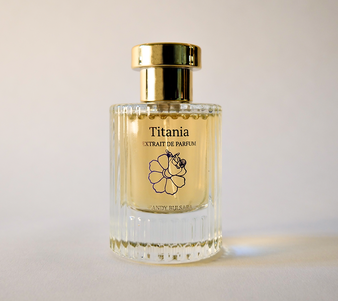 Titania extrait de parfum bottle