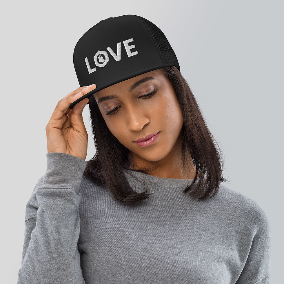 Thumbnail: LOVE Trucker Cap (white)