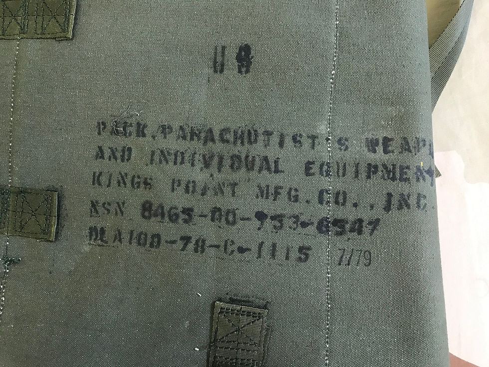 Thumbnail: Parachutist Weapons and Individual Equipment Pack