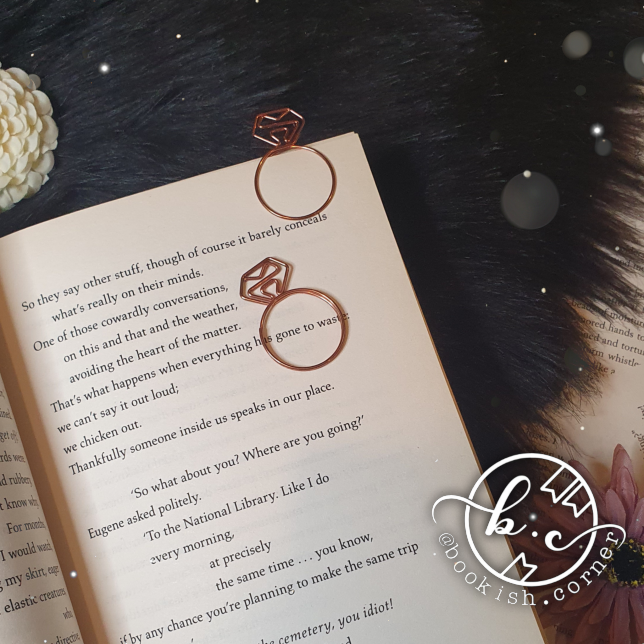 Ring Paperclip Bookmark