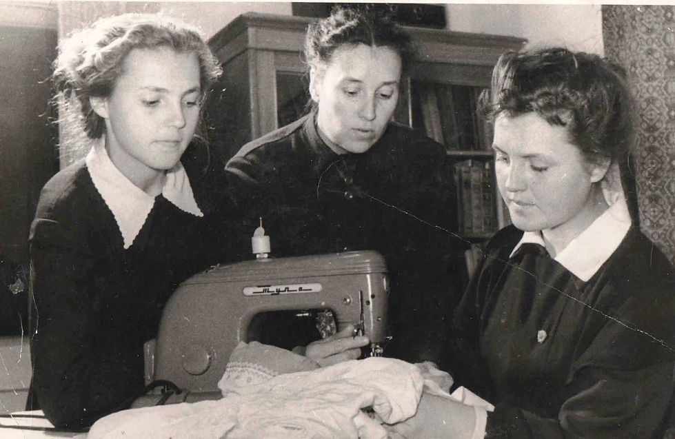 1960гг учитель труда Косиняева Валентина