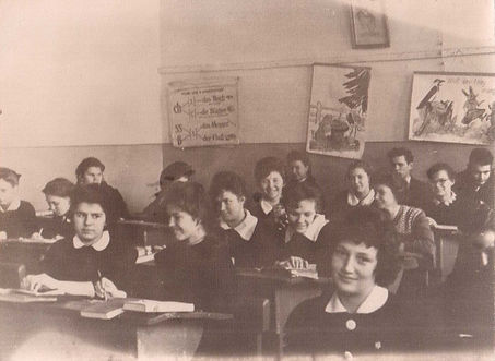 НА АНГЛИЙСКОМ 10 КЛАСС 1962 ГОД.jpeg