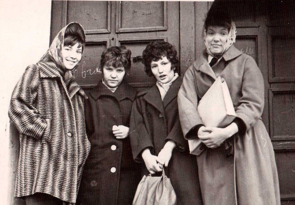 апрель 1963 Новосельцева Вихляева Казьми