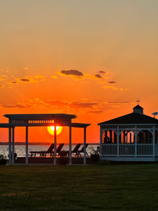 sunsets, sunset wedding, waterfront wedding, North Carolina, micro wedding venue, backyard wedding, airbnb wedding, Virginia, Virginia Beach, Outer Banks