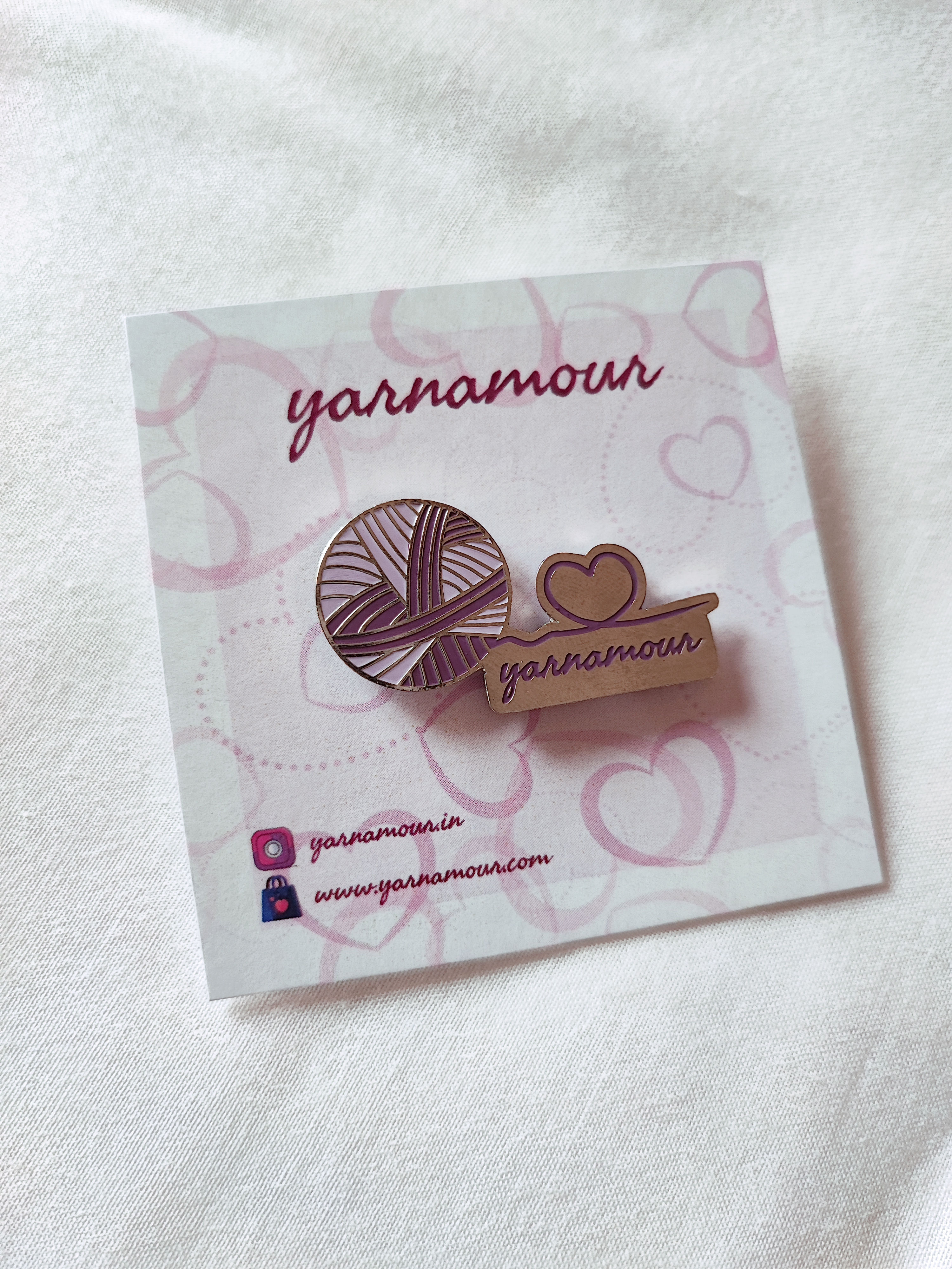 yarnamour lapel pin