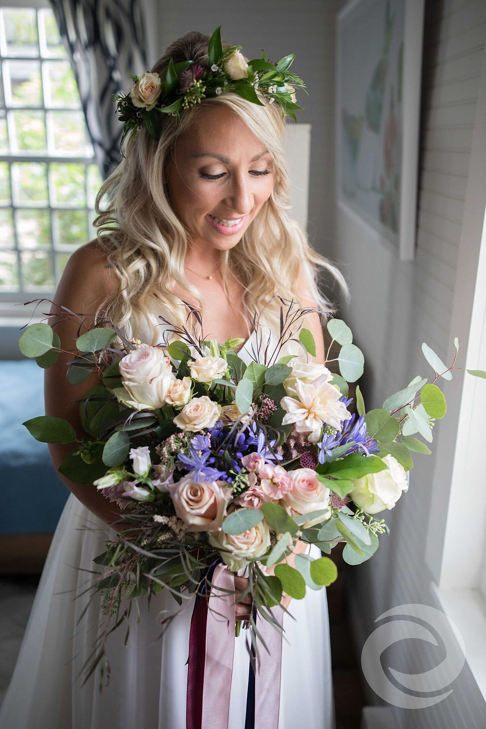 Bride with Blush bridal bouquet and flower crown