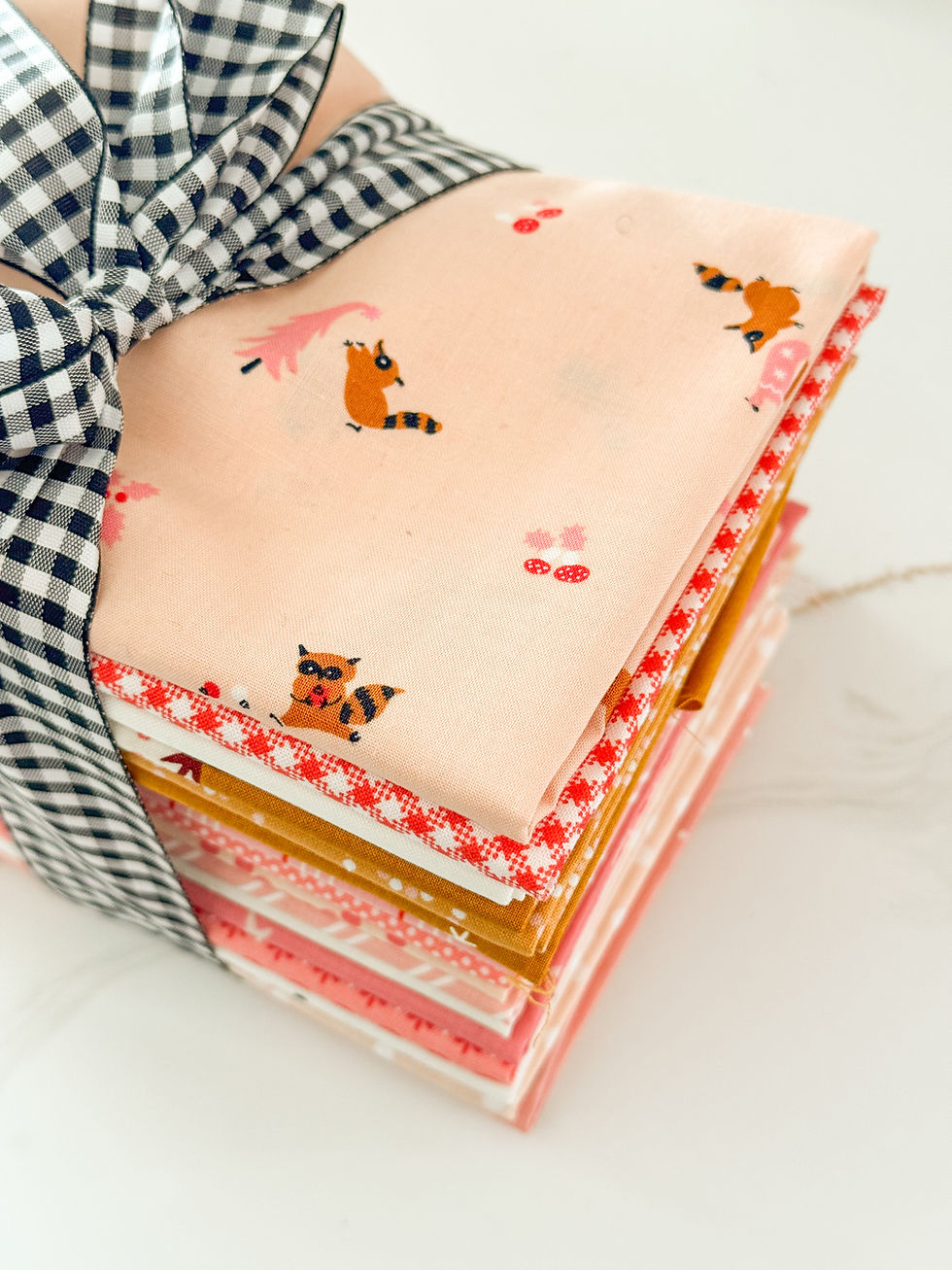 Thumbnail: Merry & Sweet - 24 FQ Bundle 