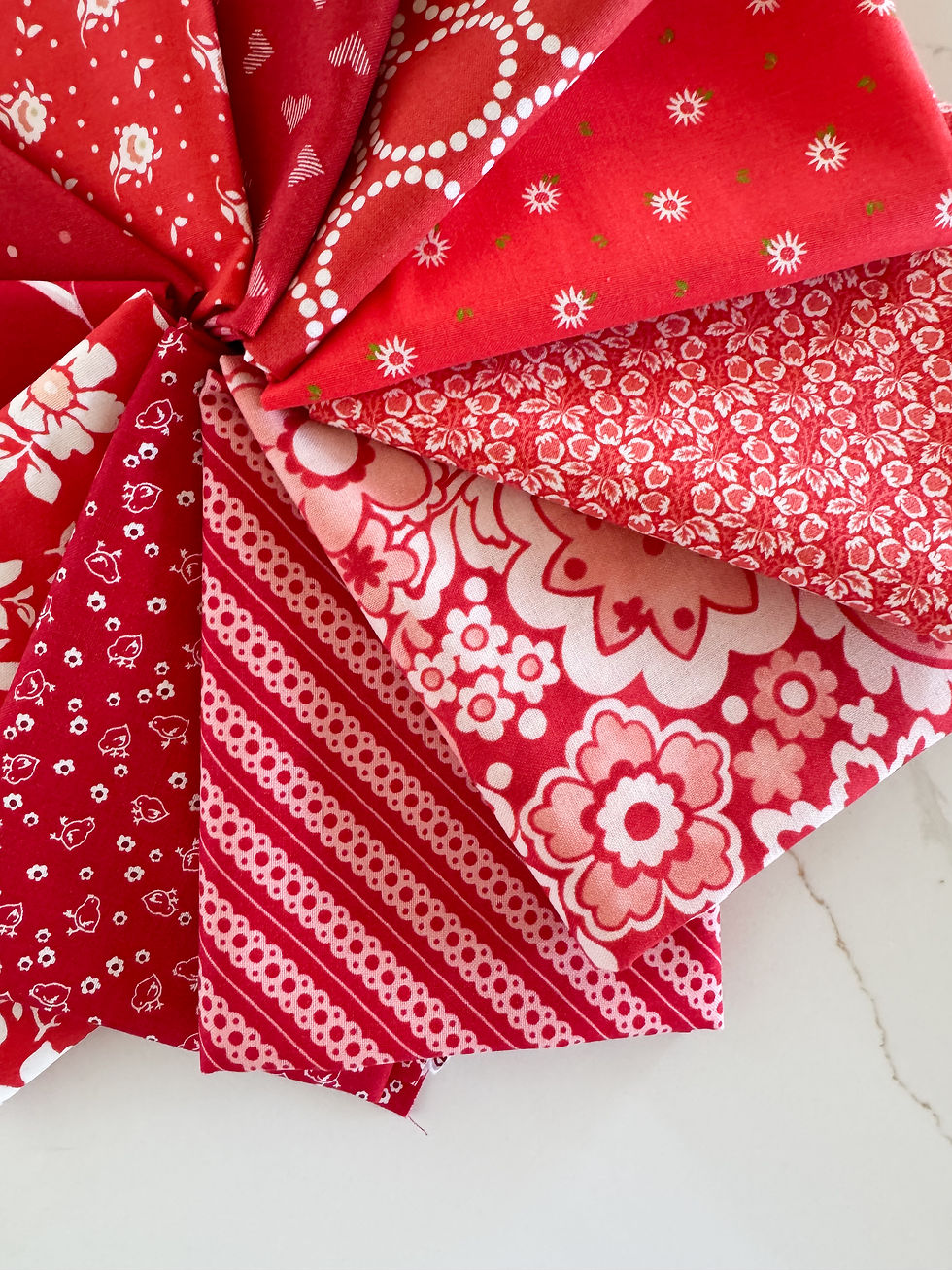 Thumbnail: Strawberry Breeze - 31 FQ Bundle