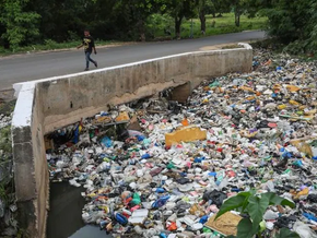Uttar Pradesh bans the use of Plastic bottles in govt offices; guidelines issued