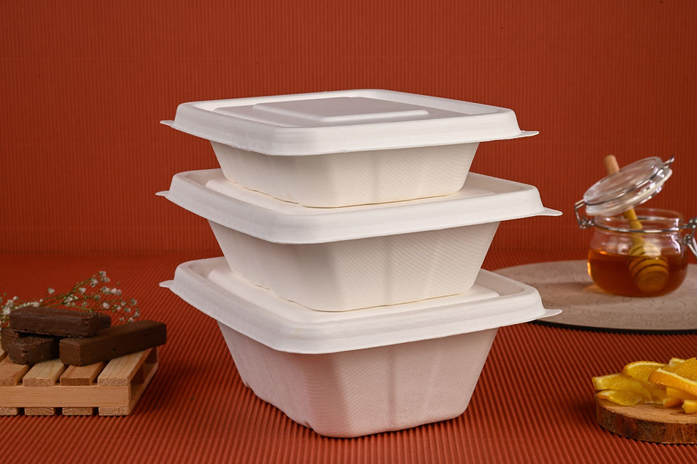 “Quit Plastic’s new anti-leak rectangular white bowls with lids made from sugarcane bagasse, available in 16 oz (500 ml), 25 oz (750 ml), and 33 oz (1000 ml) sizes, designed for takeaway restaurants, cafes, and cloud kitchens.”