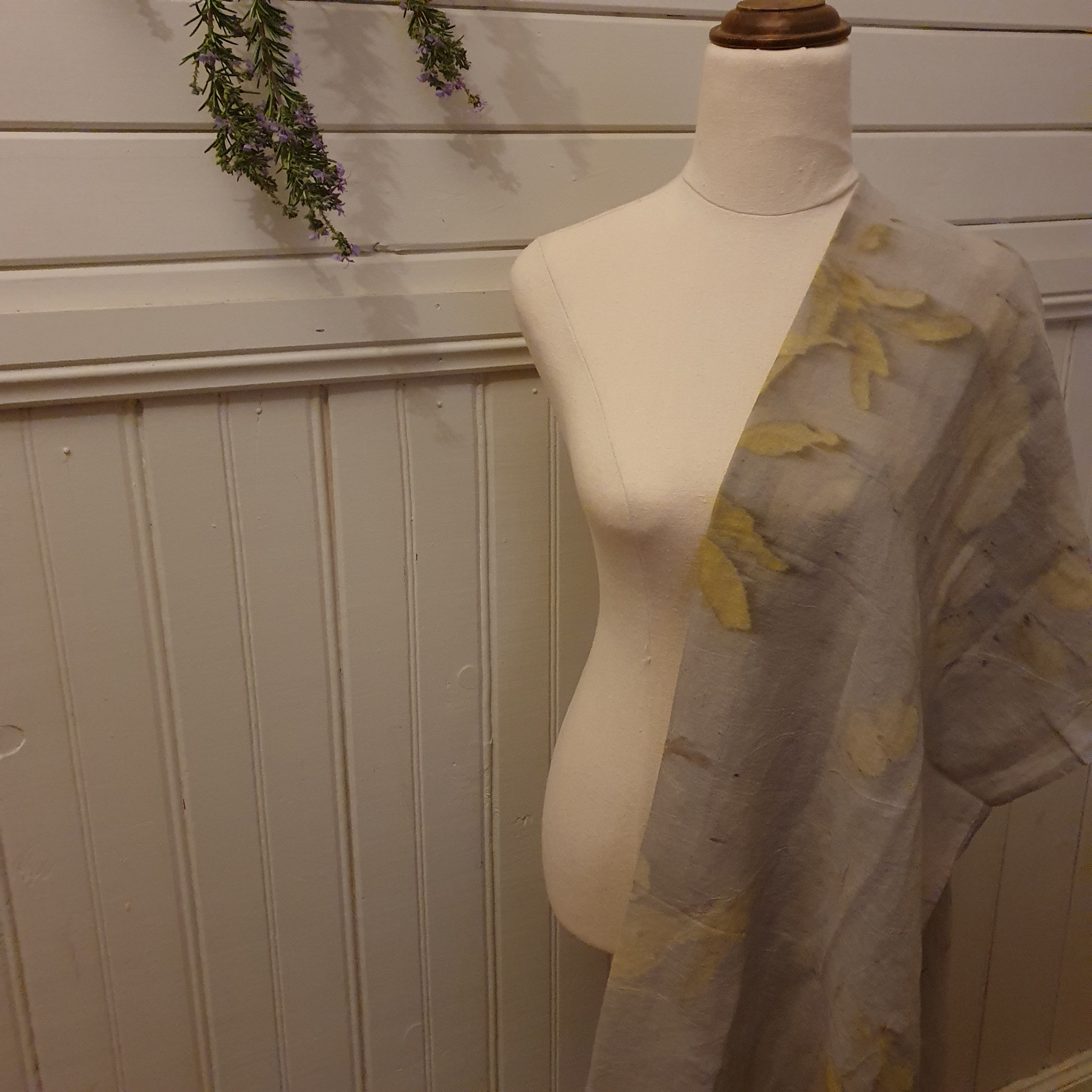 018 - Wool/Silk Wrap/Scarf