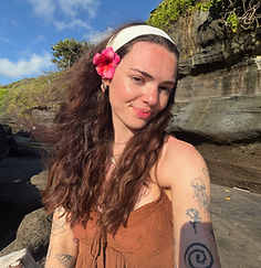 I support long-term solo travellers with a strong focus on mental health on the road - alongside practical guidance around budget travel and Worldpackers.