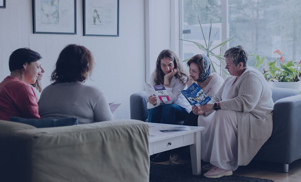 ”Et ole yksin” - Lämmin alku ukrainalaisten äitien vertaistukiryhmälle