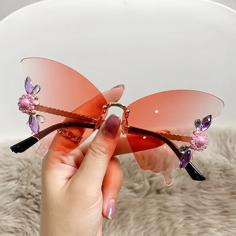 Thumbnail: Vault Series: Rimless Luxe Butterfly Shades