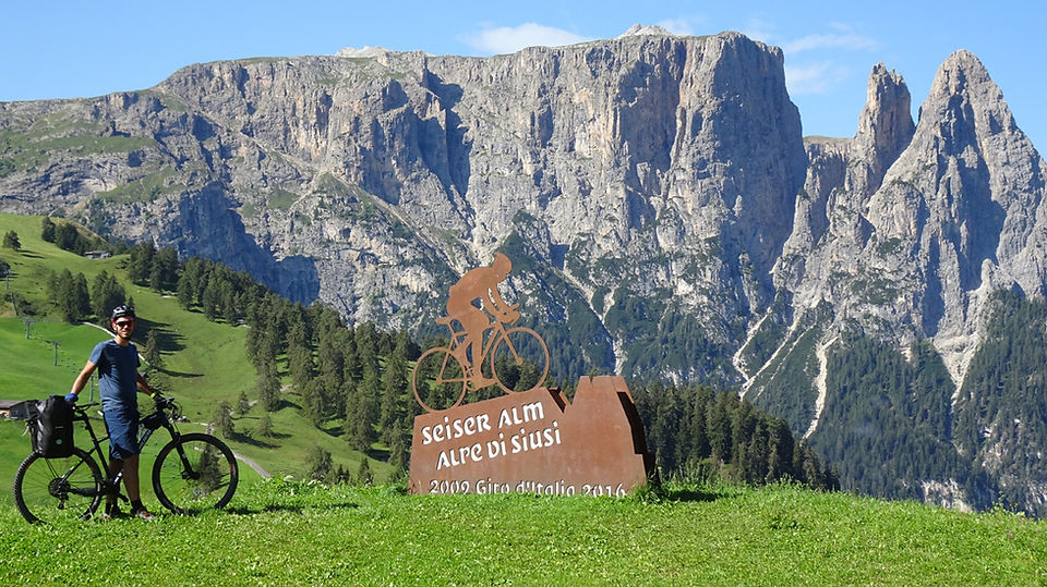 Seiser alm alpe di siusi italie traversée arc alpin vtt dodosoustente