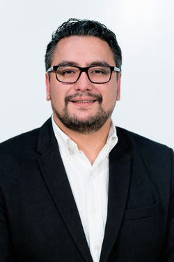 Santiago Pérez //