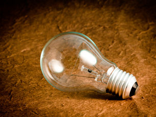 O Impacto da Luz Azul na Pele e Como Proteger-se