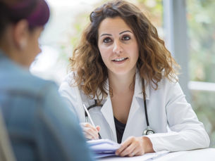 A Importância do Exame de Pele Regular: Como Detectar Problemas Antes que Se Agravem