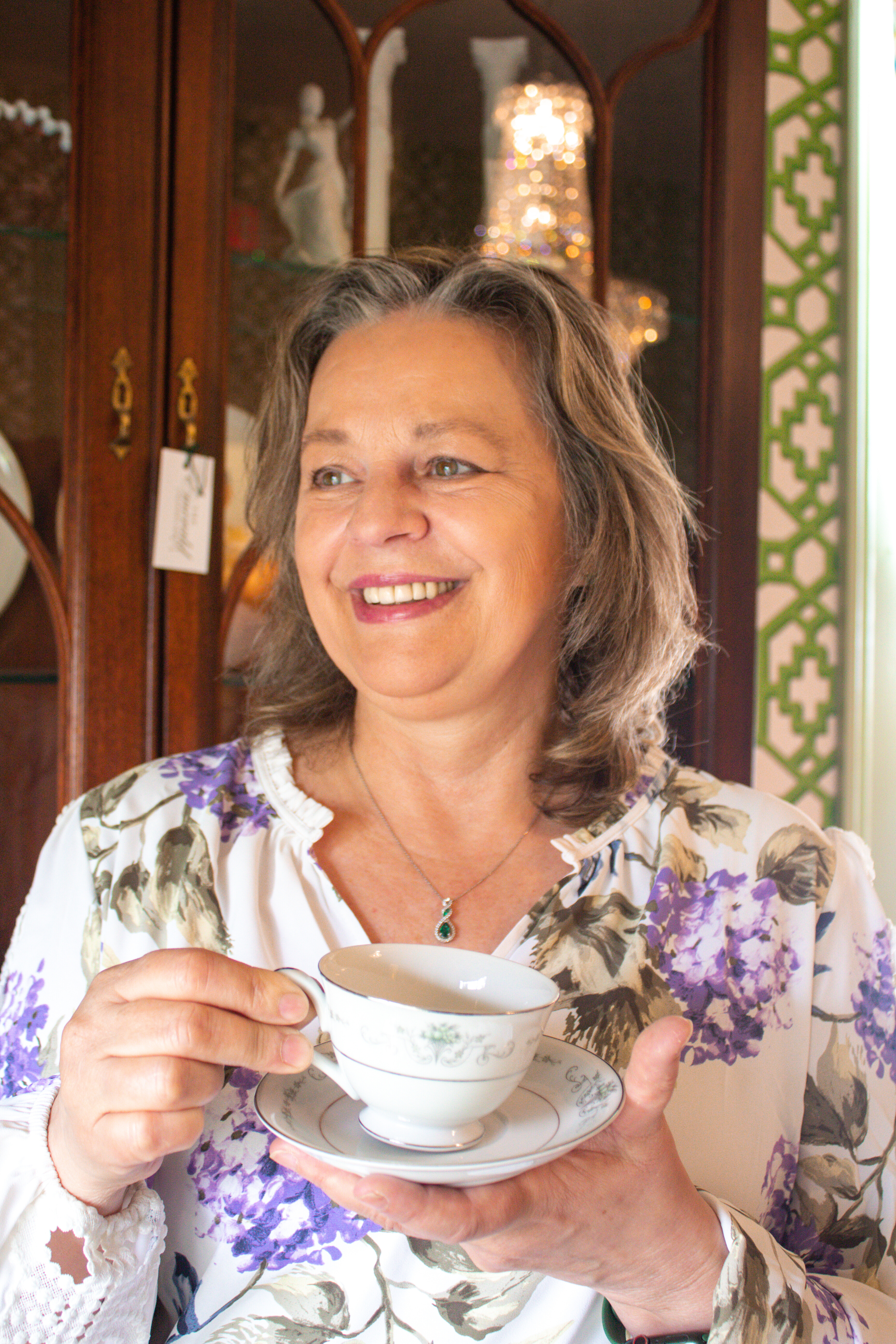Writer: Teresa Reynolds