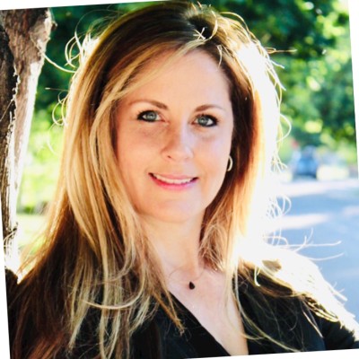 Amy Hanlon Rodemich Head Shot.png