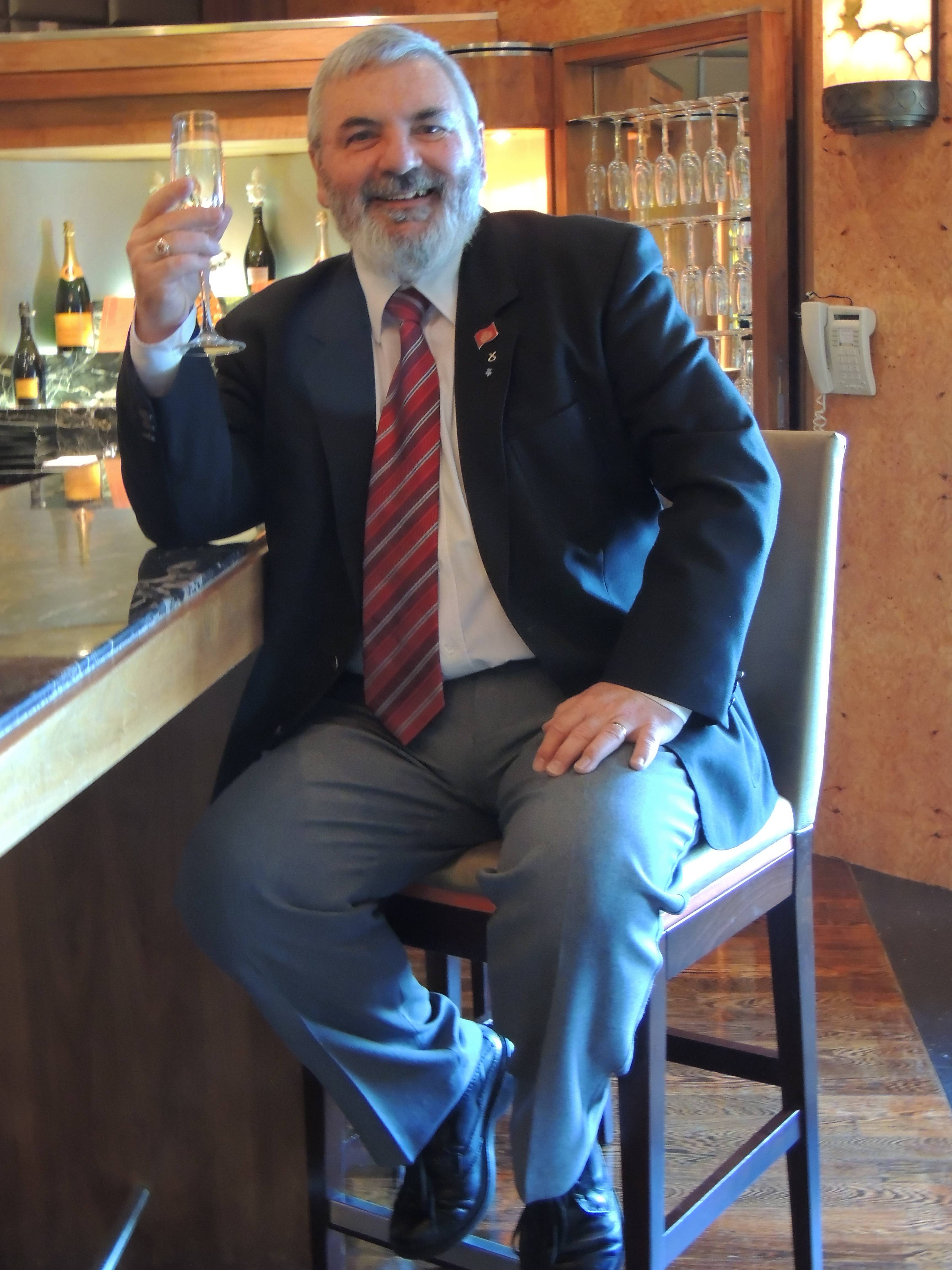 BM Honey Logo - Honey on White Vertical.jpg